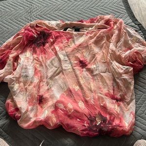 White House black market silk blouse large peach Maroon and pink